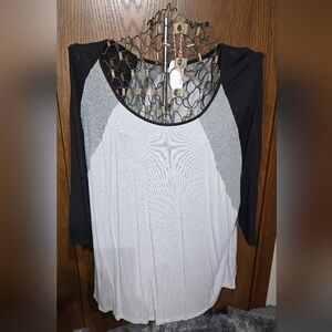 Maurices top